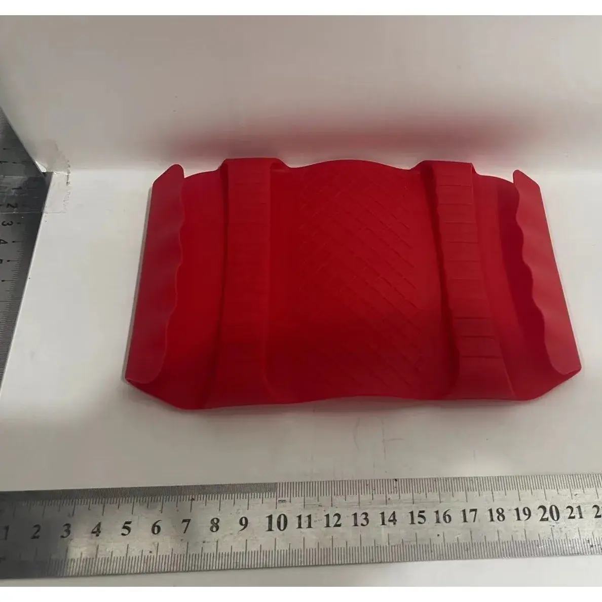 Suport de Silicon Multifunctional de Mana, pentru Cuptor, Alimente Fierbinti, Carne, Izolare Termica, Anti-alunecare, 18x12x1.5 cm, Rosu (2)