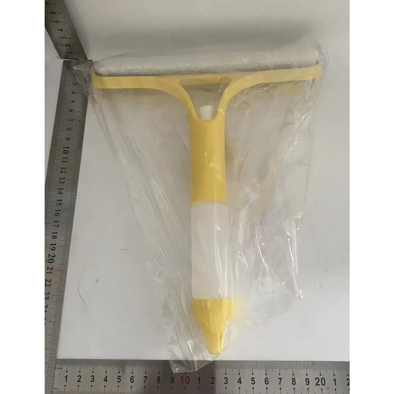 Racleta de Curatare 3 in 1, Multifunctional, Pentru Casa si Masina, Pulverizator de Spray, Racleta din Silicon si Burete, 21.5 x 25.7 cm (2)