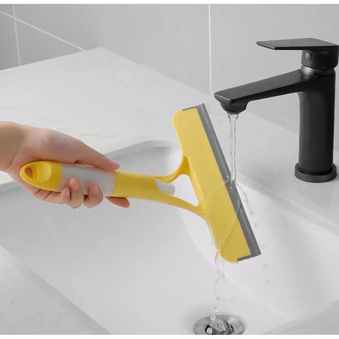 Racleta de Curatare 3 in 1, Multifunctional, Pentru Casa si Masina, Pulverizator de Spray, Racleta din Silicon si Burete, 21.5 x 25.7 cm (3)