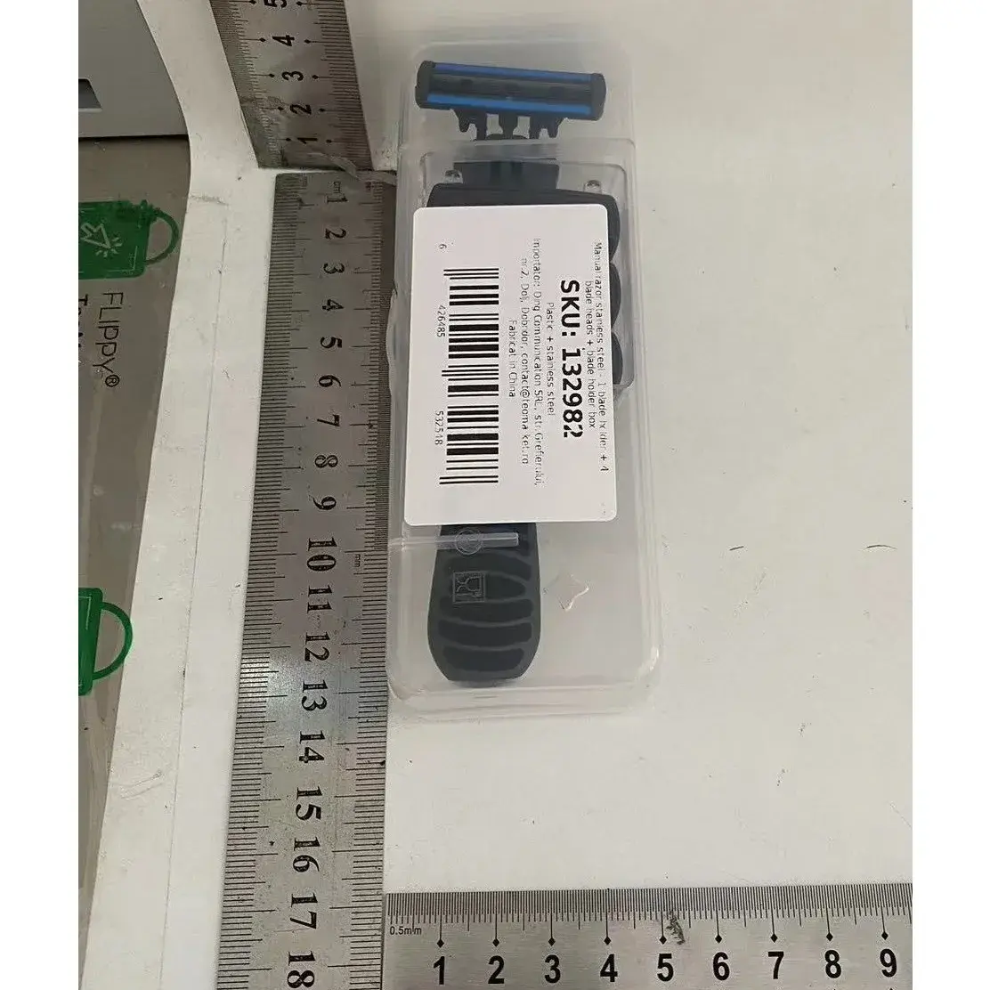 Aparat de Ras Manual, din Otel Inoxidabil, Suport Lama + Capete de Schimb Incluse, Cutie pentru Lame, Negru (7)