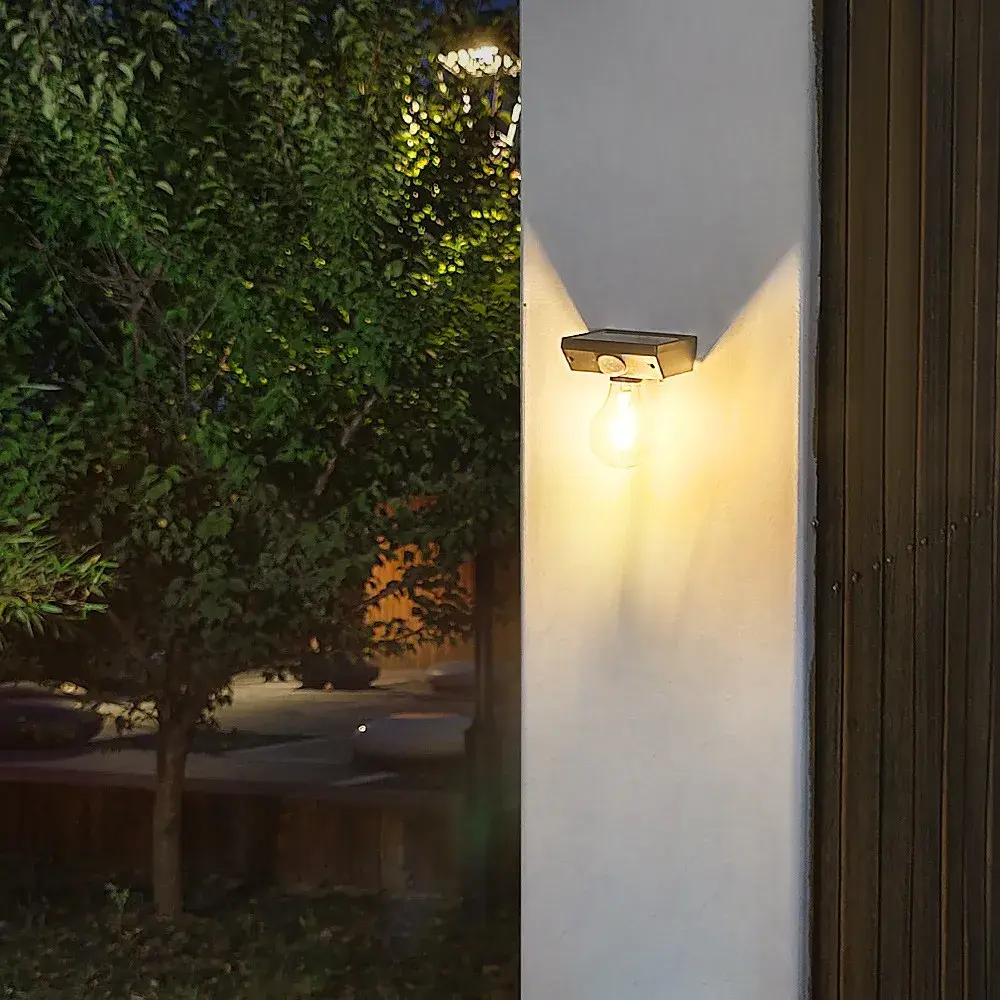 Lampa solara, pentru exterior, tip bec, rezistenta la apa IP65, material ABS, baterie 3.7V, 1200 mah, 9.5 x 11 cm, autonomie 8 ore, senzor de miscare, alb cald (5)