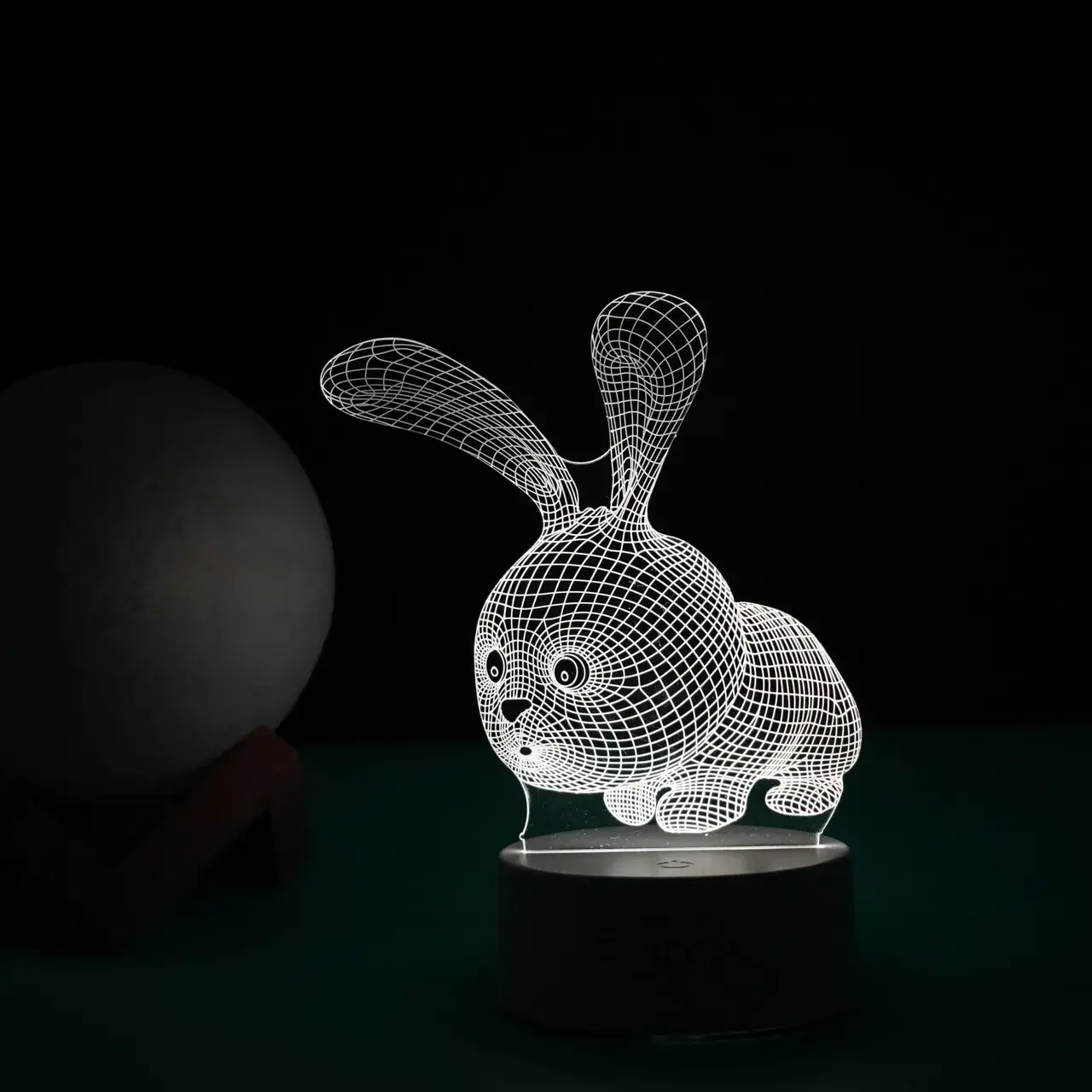 Lampa LED decorativa, 3D, Iepure, cu USB si baterii, 20 cm inaltime, din material acril, lumina multicolora si telecomanda inclusa, alb (4)