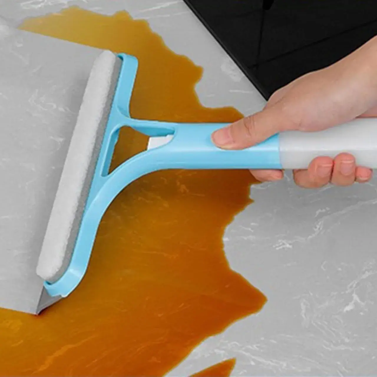 Racleta de Curatare 3 in 1, Multifunctional, Pentru Casa si Masina, Pulverizator de Spray, Racleta din Silicon si Burete, 21.5 x 25.7 cm (15)