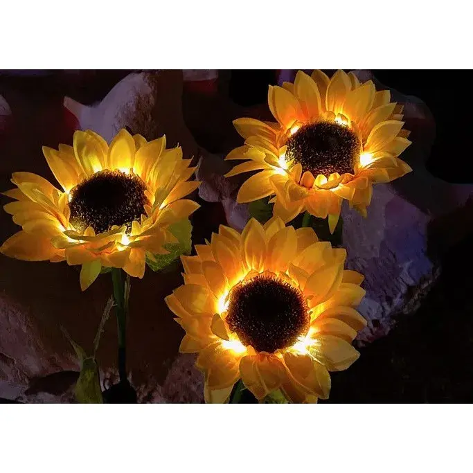 Lampa solara LED tip Floarea Soarelui cu 3 flori, inaltime 70 cm, Pentru gradina (3)
