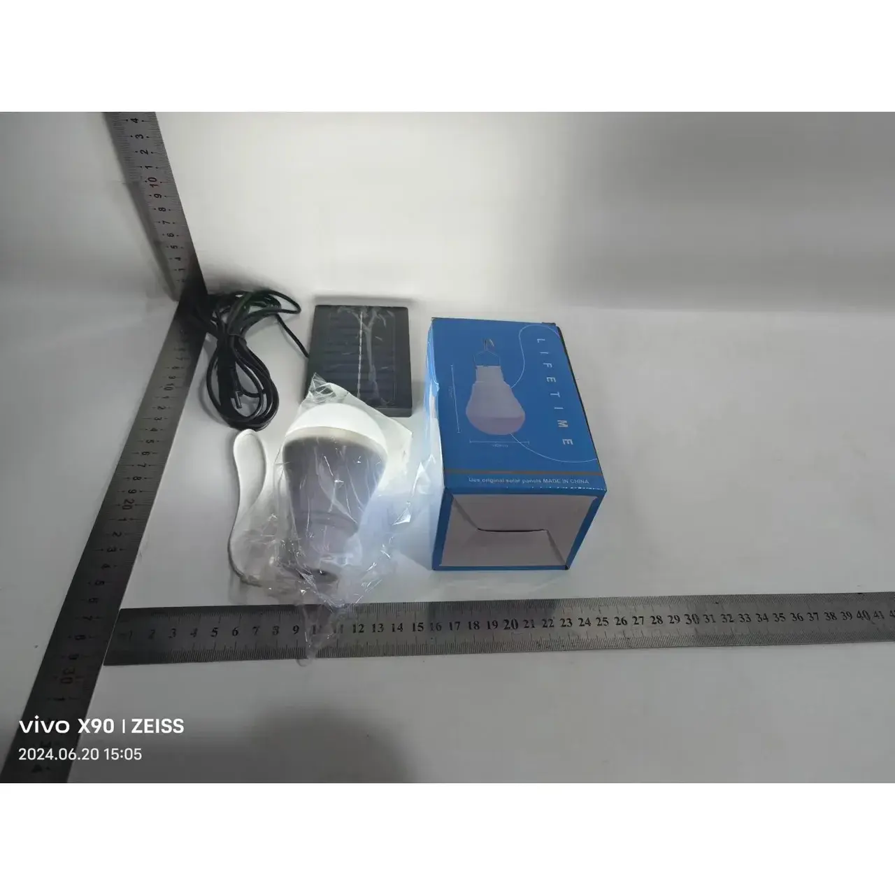 Bec portabil cu panou solar, pentru camping, utilizare exterior/interior, 3.6V, 400 mAh, 6.2 x 10 cm, alb rece (5)