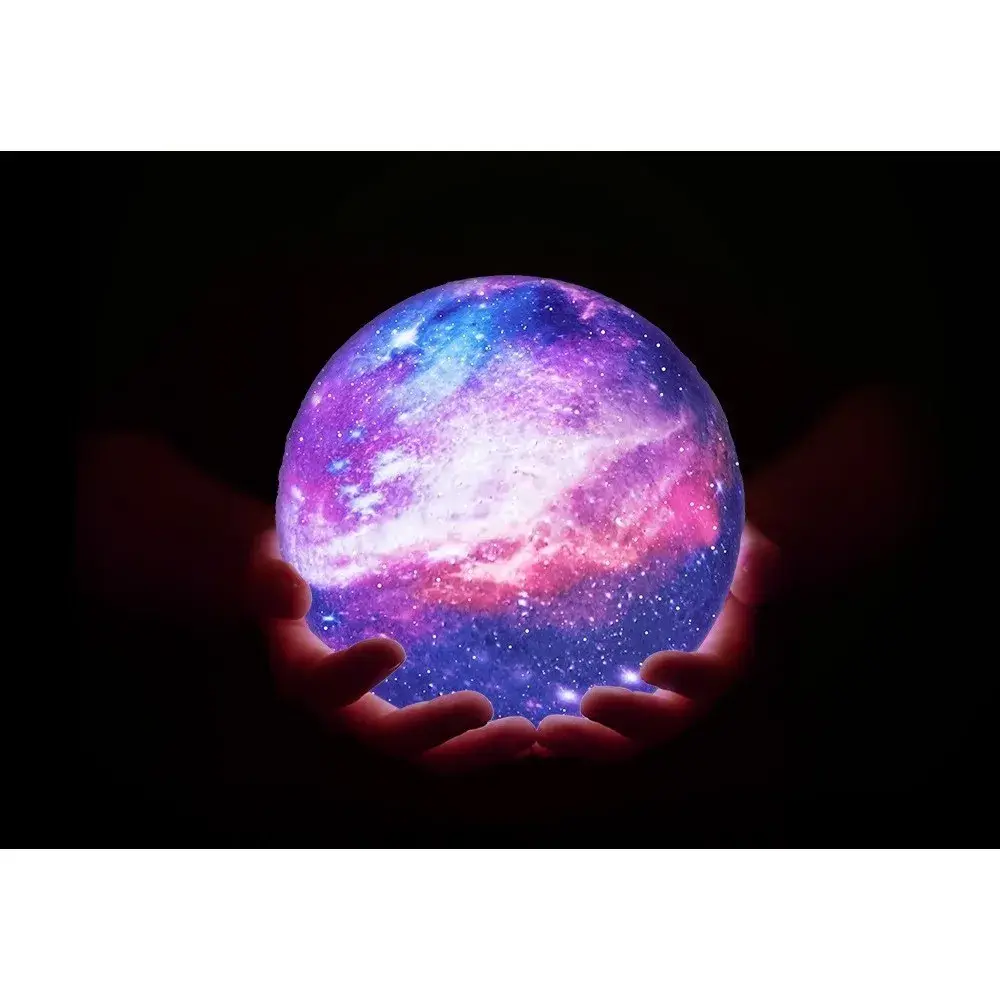 Lampa de veghe in forma de luna cu stele 3D Moon Light, alimentare baterii, stand din lemn inclus, 10 cm (5)