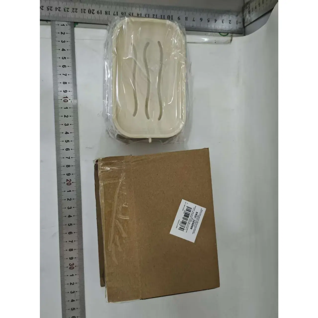 Savoniera Dubla EasyDry, 2 Straturi, cu Suport pentru Burete, Montare Fara Gaurire, 13.5 x 8.5 x 6 cm, Bej (8)