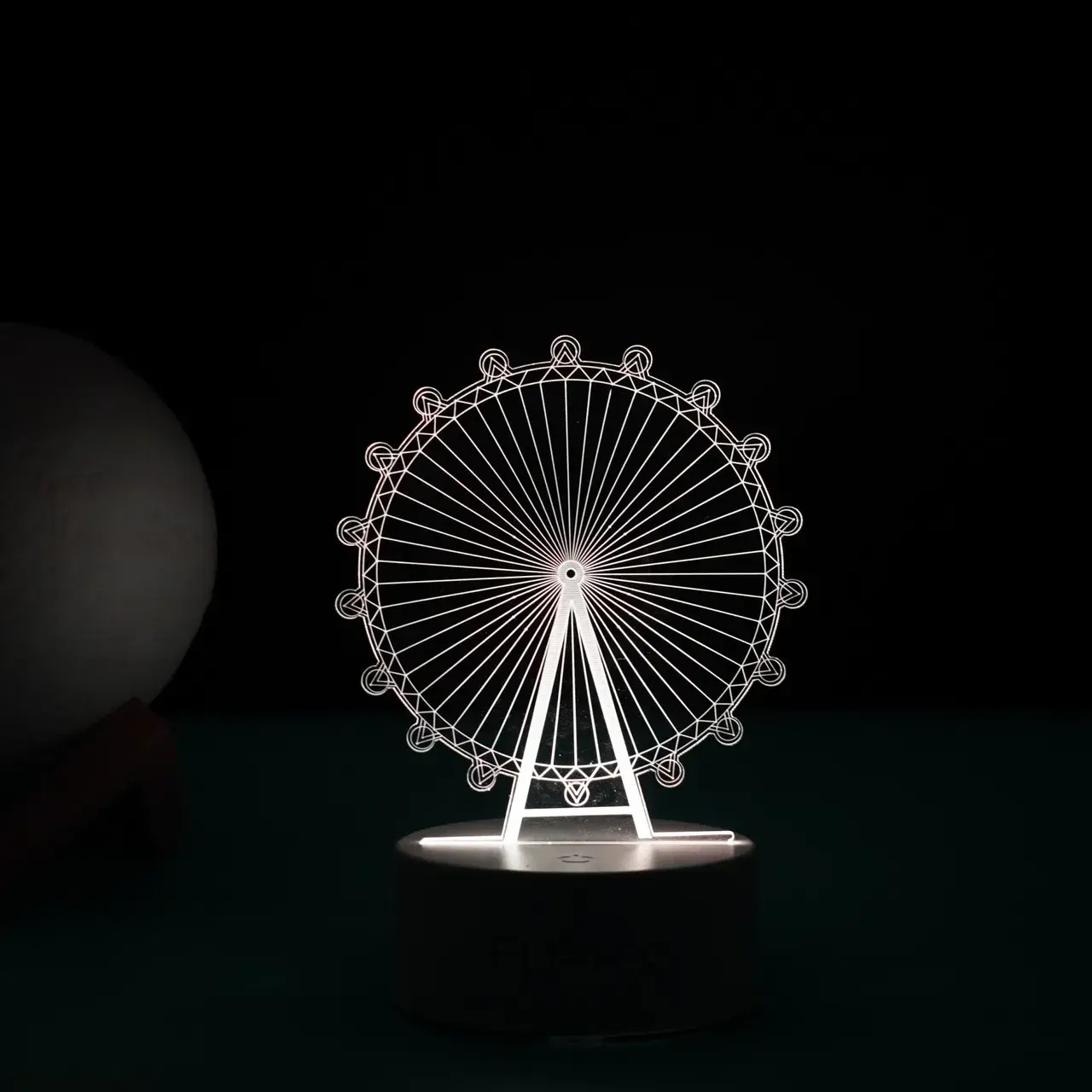 Lampa LED decorativa, 3D, Roata Panoramica, cu telecomanda, doua moduri de alimentare USB si baterii, 20 cm inaltime, din material acril si lumina multicolora, alb (3)