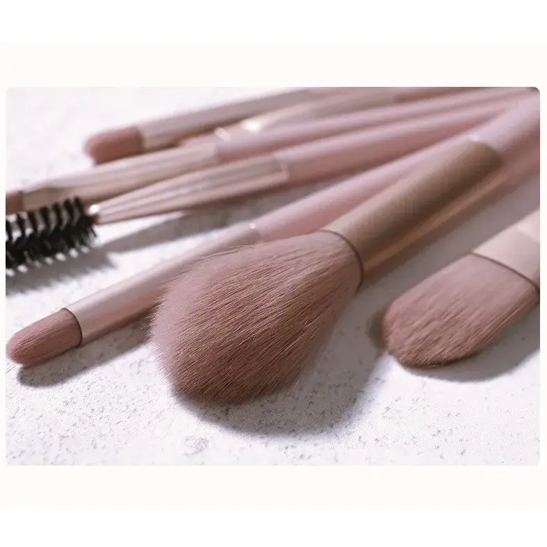 Mini Set Portabil 8 Pensule pentru Machiaj, Super Soft, Makeup Profesional/Incepatori, Maner Ergonomic, Gentuta Depozitare Inclusa, Maro (2)