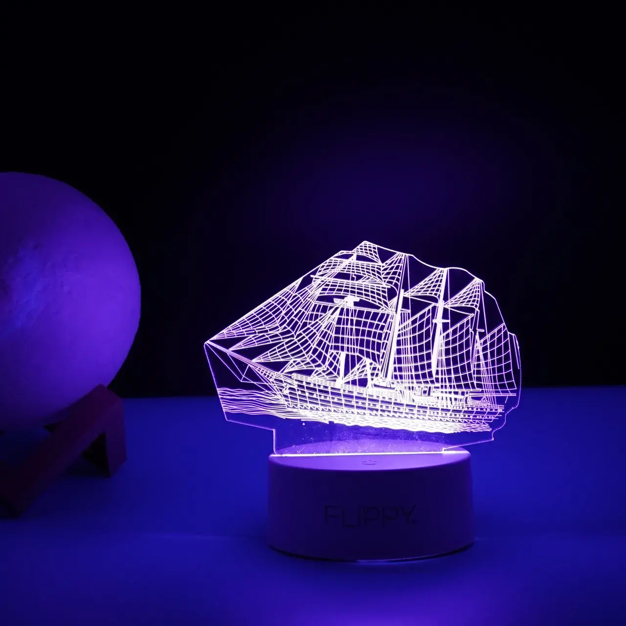 Lampa LED decorativa, 3D, Vapor, cu telecomanda, doua moduri de alimentare USB si baterii, 20 cm inaltime, din material acril si lumina multicolora, alb (5)