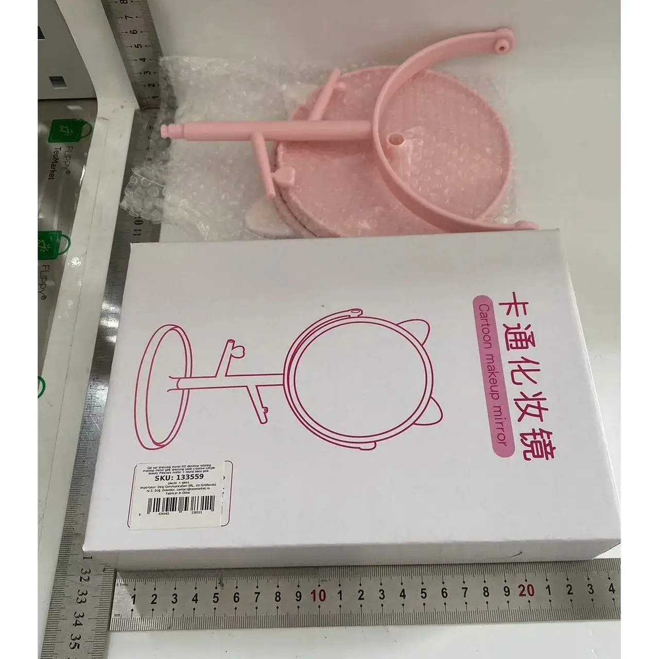 Oglina Cosmetica cu Picior, HD, Rotire 360 Grade, 15 cm Diametru, Suport Bijuterii Baza Rotunda + 2 Brate pentru Accesorii, Model cu Urechi Albe de Ursulet, 31 x 14.5 x 15 cm, din Plastic, Roz (4)