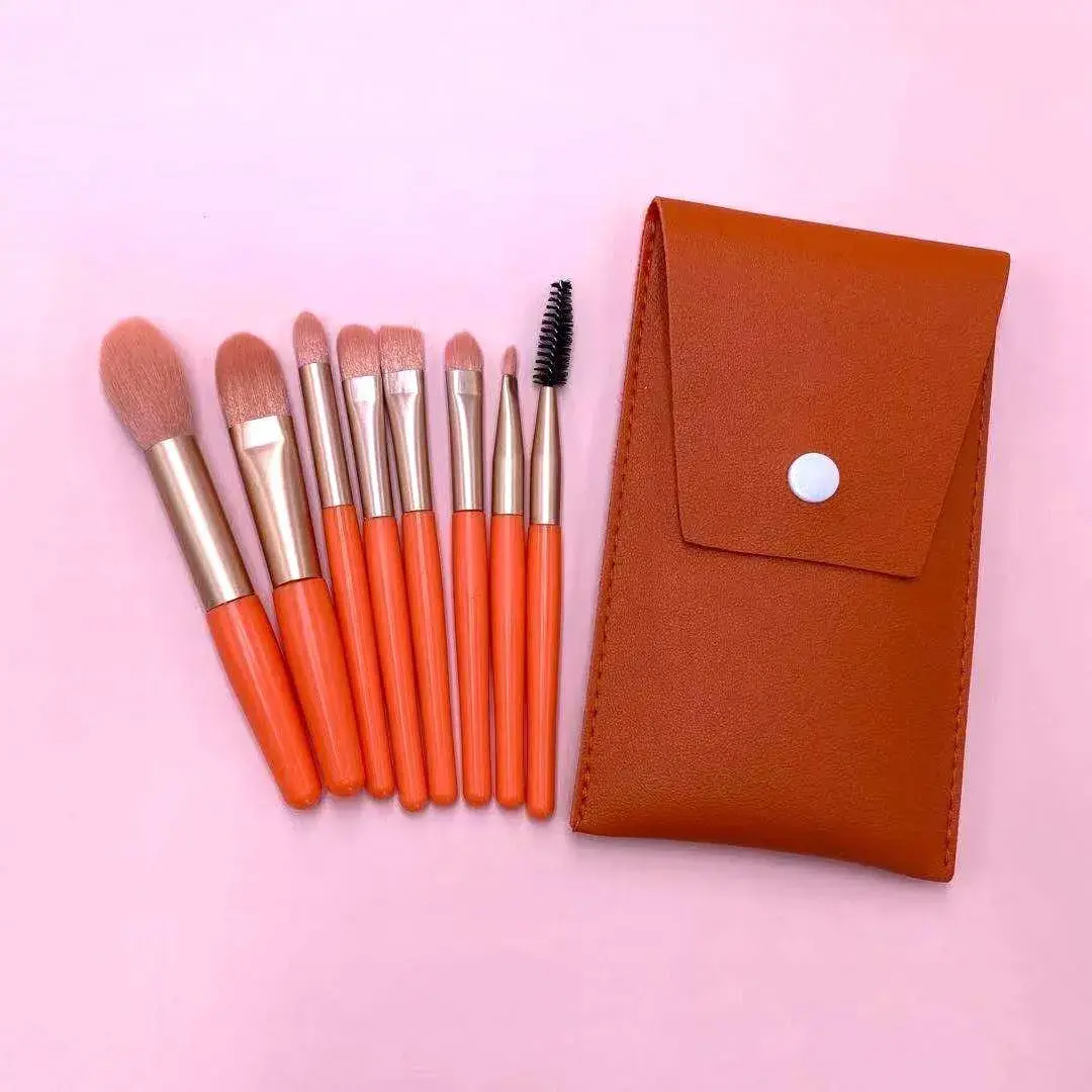 Mini Set Portabil 8 Pensule pentru Machiaj, Super Soft, Makeup Profesional/Incepatori, Maner Ergonomic, Gentuta Depozitare Inclusa, Portocaliu (3)
