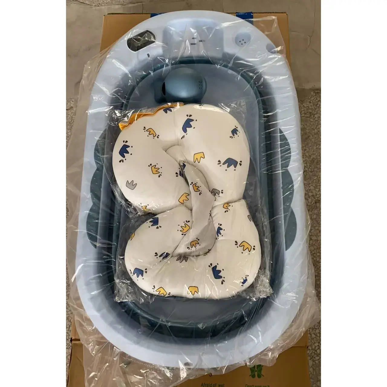 Cada de Baie, pentru Copii 0 luni - 6 Ani, cu Termometru, Pliabila, Perna Suport Inclusa, din Plastic, 81.5 x 49 x 21.5 cm, Albastru (7)