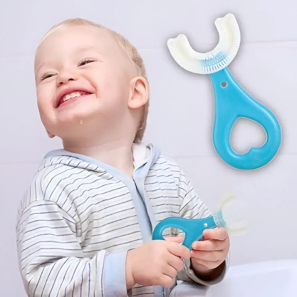 Periuta de Dinti in Forma de U, pentru Sugari si Copii 2-6 ani, Peri Moi, 9 cm, Model Inima, Culoare Albastru (3)