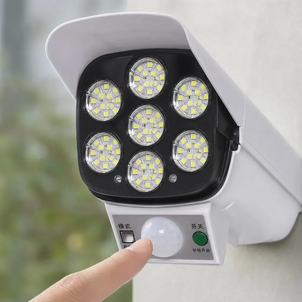 Lampa Solara, Model Imitatie Camera de Supraveghere, Alimentare Solara, Iluminare pentru Exterior, pentru Gradina, Curte si Terasa (3)